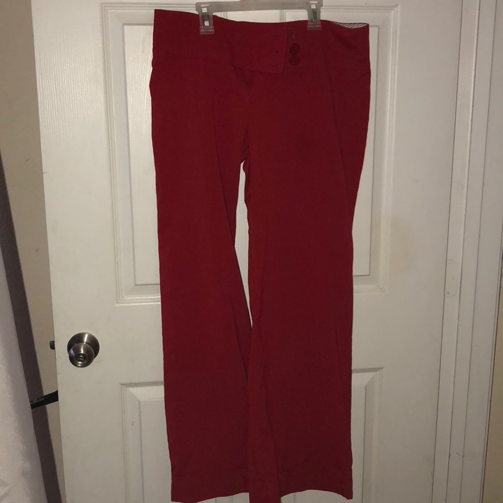 Red Tommy Hilfiger dress-jeans